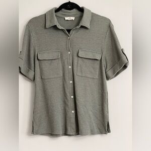 Entro blouse. Size S.